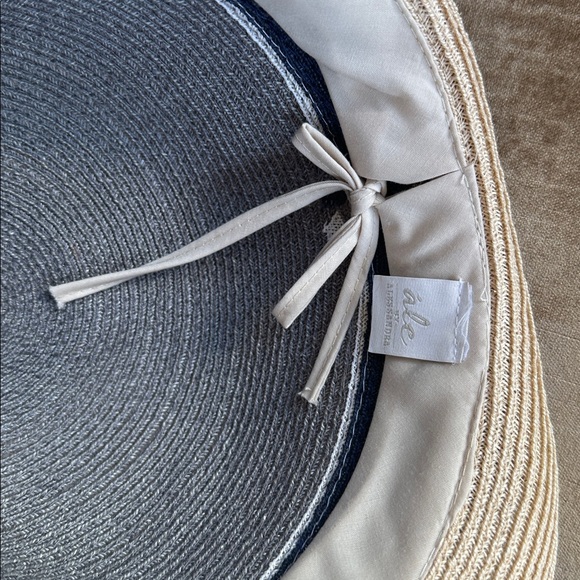 Vintage straw hat color block Hay color Navy Gray Inside adjust ribbon As Is - Picture 2 of 7